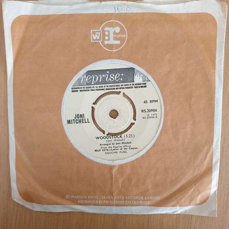 Joni Mitchell  Big Yellow Taxi - 7" Record - Very-Good Quality (VG) (verry7) (DLB)