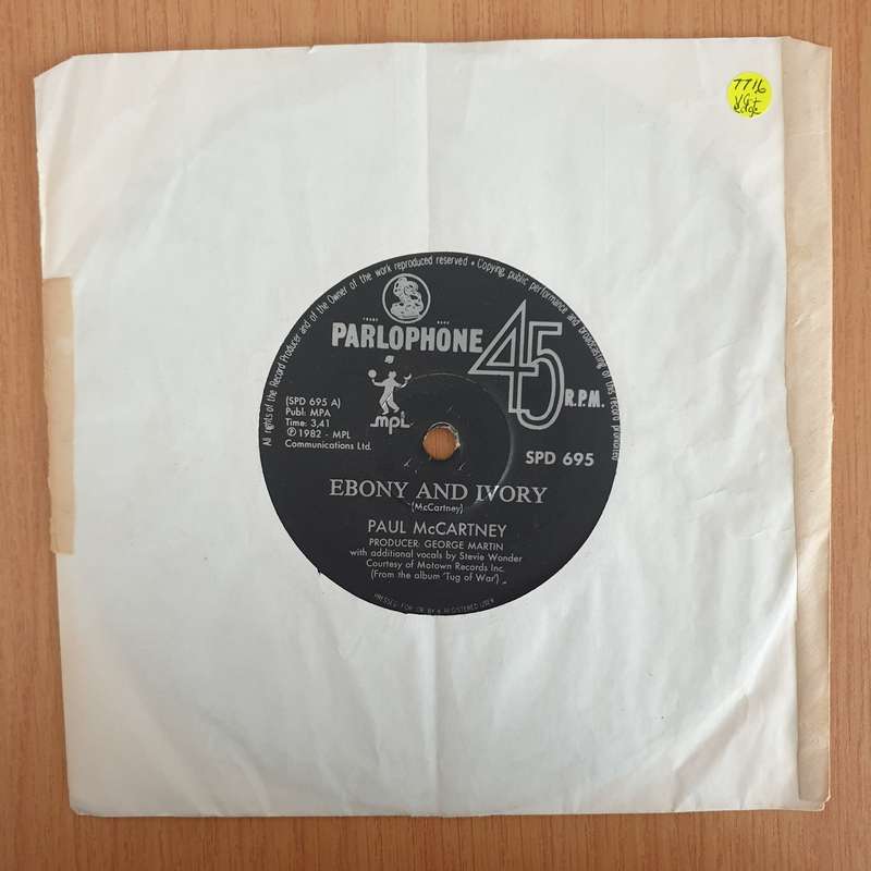 Paul McCartney  Ebony And Ivory - 7" Vinyl Record - Very-Good+ Quality (VG+) (verygoodplus) (DLB)