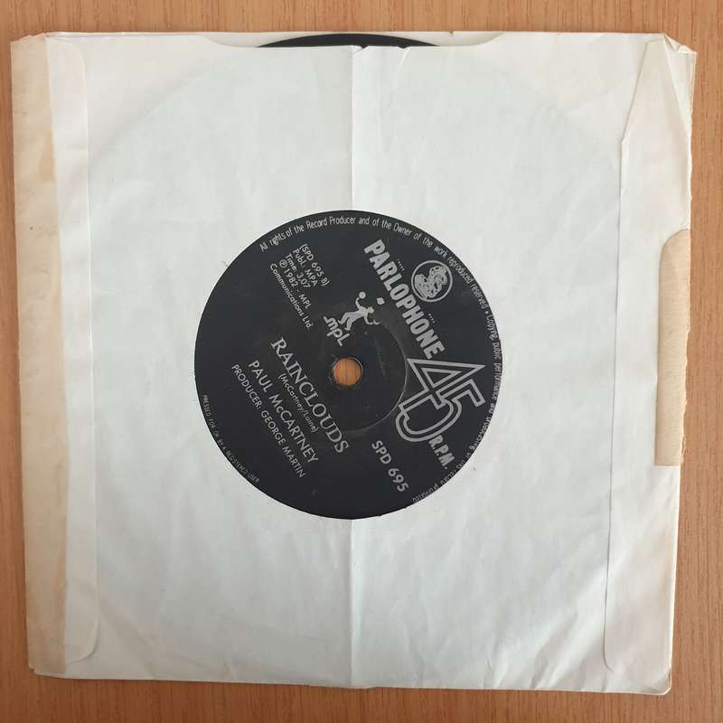 Paul McCartney  Ebony And Ivory - 7" Vinyl Record - Very-Good+ Quality (VG+) (verygoodplus) (DLB)