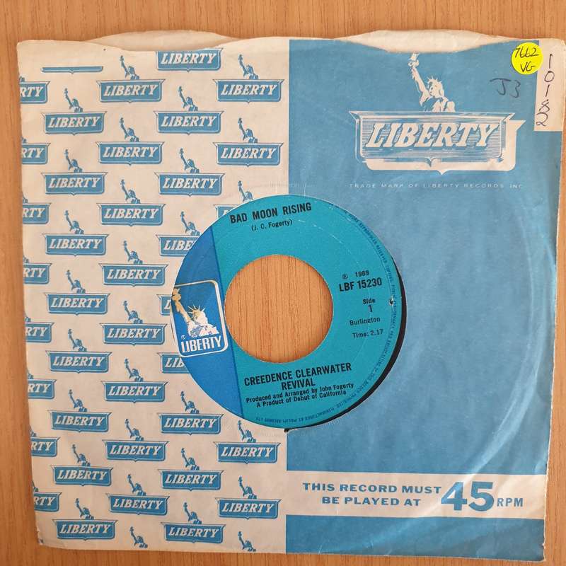 Creedence Clearwater Revival  Bad Moon Rising - 7" Record - Very-Good+ Quality (VG+) (verygood...