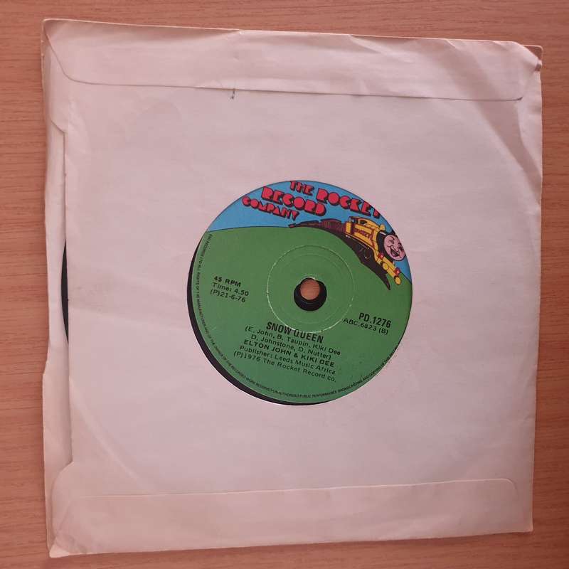 Elton John, Kiki Dee  Don't Go Breaking My Heart - 7" Record - Very-GoodQuality (VG) (verygood...