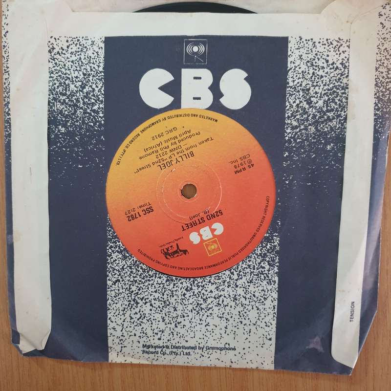Billy Joel  My Life - 7" Record - Very-Good+ Quality (VG+) (verygoodplus7)(DLB)
