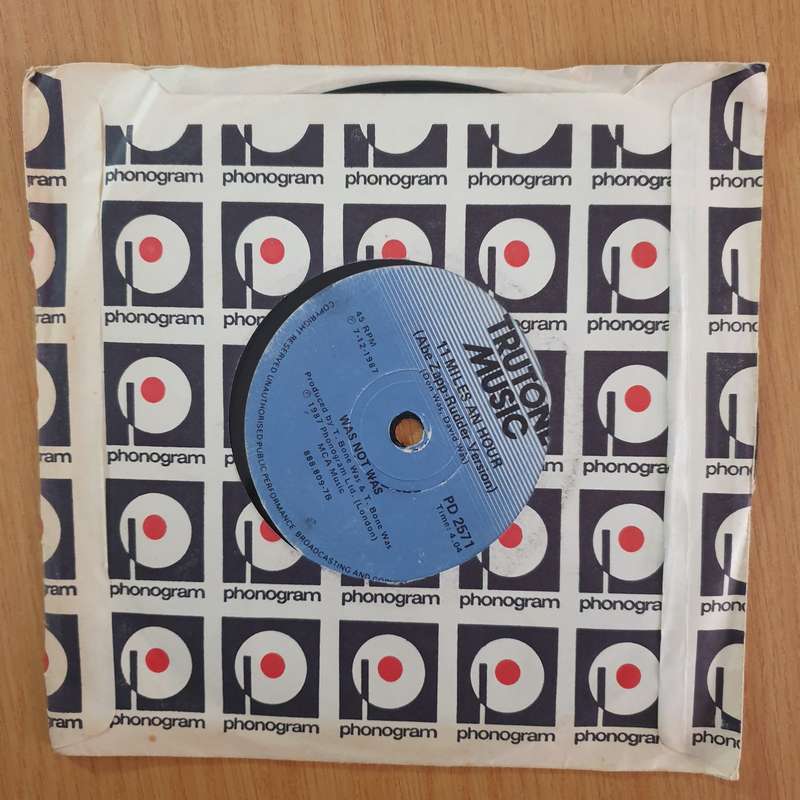 Was (Not Was)  Walk The Dinosaur - 7" Record - Very-Good+ Quality (VG+) (verygoodplus7) (DLB)