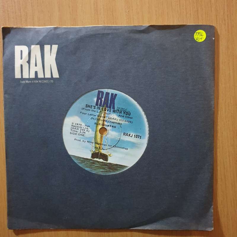 Suzi Quatro  She's In Love With You - 7" Record - Very-Good+ Quality (VG+) (verygoodplus7) (DLB)
