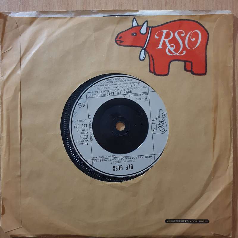 Bee Gees  Night Fever - 7" Record - Very-Good+ Quality (VG+) (verygoodplus7) (DLB)