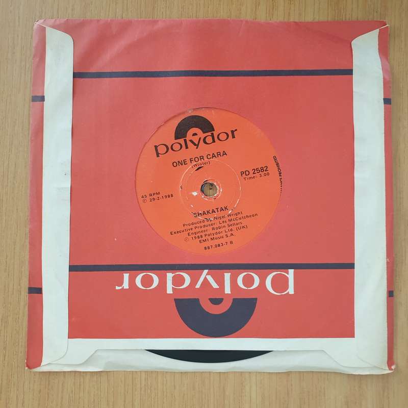 Shakatak  Mr. Manic & Sister Cool - 7" Record - Very-Good+ Quality (VG+) (verygoodplus7) (DLB)