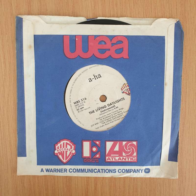 a-ha  The Living Daylights - 7" Record - Very-Good+ Quality (VG+) (verygoodplus7) (DLB)