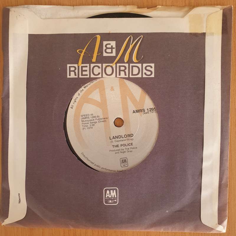 The Police  Message In A Bottle - 7" Record - Very-Good+ Quality (VG+) (verygoodplus7) (DLB)