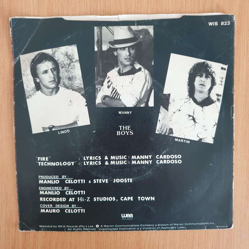 The Boys   Fire - 7" Record - Very-Good+ Quality (VG+) (verygoodplus7) (DLB)