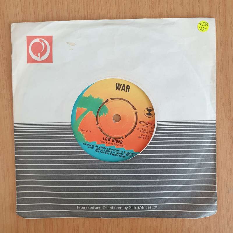 War  Low Rider - 7" Record - Very-Good+ Quality (VG+) (verygoodplus7) (DLB)