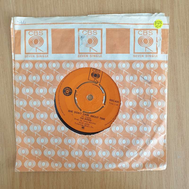 The Byrds  She Don't Care About Time / Turn! Turn! Turn! - 7" Record - Very-Good+ Quality (VG+...