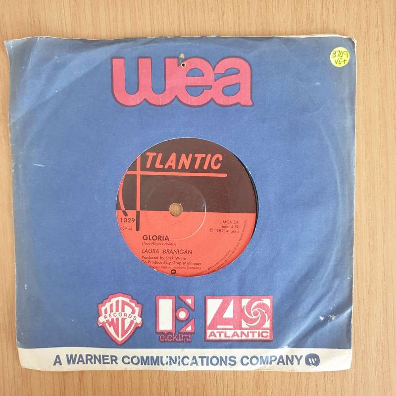 Laura Branigan  Gloria - 7" Record - Very-Good+ Quality (VG+) (verygoodplus7) (DLB)