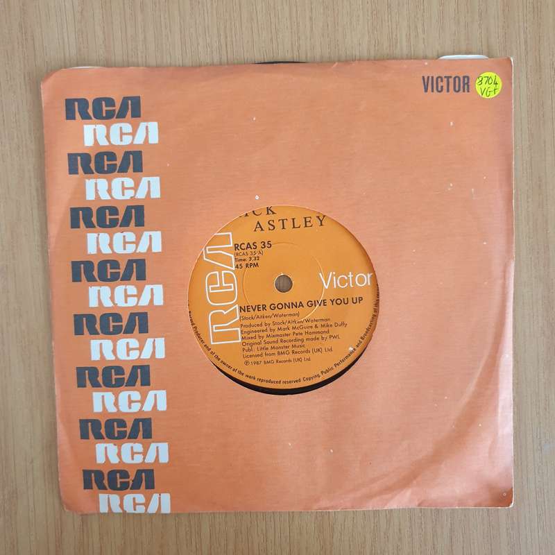 Rick Astley  Never Gonna Give You Up - 7" Record - Very-Good+ Quality (VG+) (verygoodplus7) (DLB)