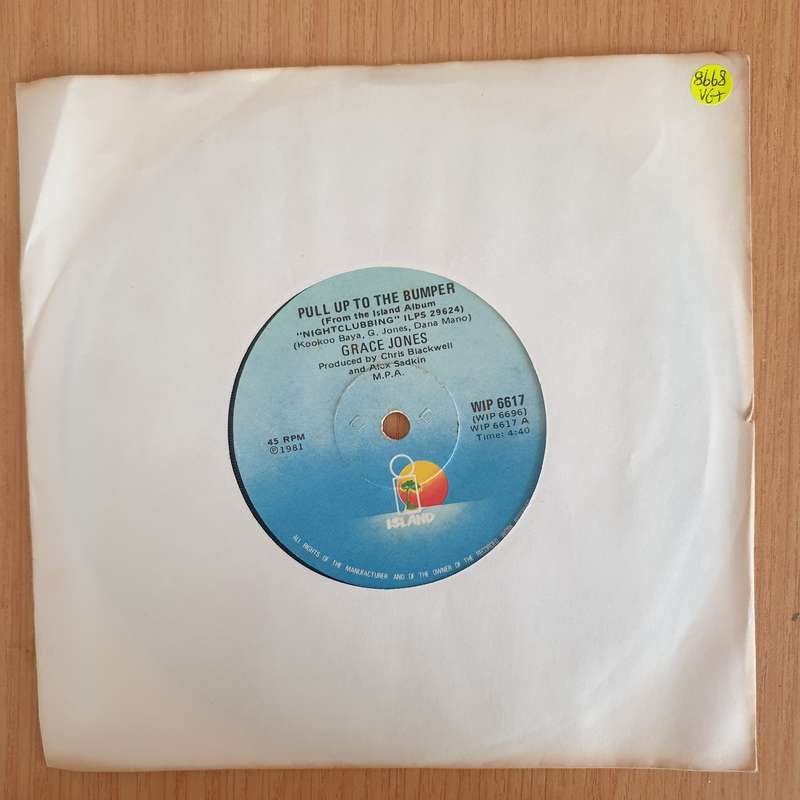 Grace Jones  Pull Up To The Bumper - 7 Record - Very-Good+ Quality (VG+) (verygoodplus7) (DLB)