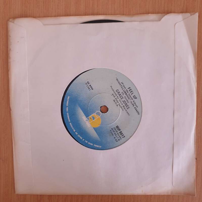 Grace Jones  Pull Up To The Bumper - 7 Record - Very-Good+ Quality (VG+) (verygoodplus7) (DLB)
