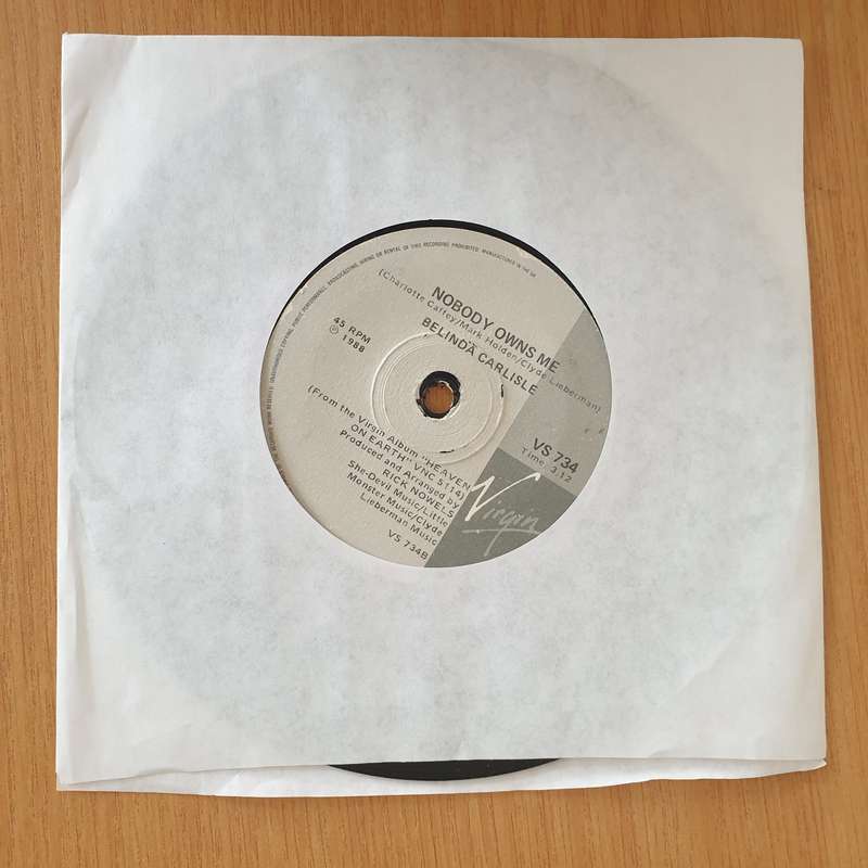 Belinda Carlisle  Circle In The Sand - 7 Record - Very-Good+ Quality (VG+) (verygoodplus7) ...