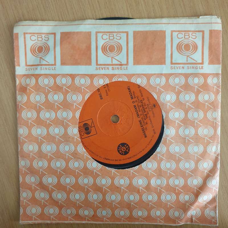 The Shuffles  Cha-La-La, I Need You - 7" Vinyl Record  (VG) (DLB)