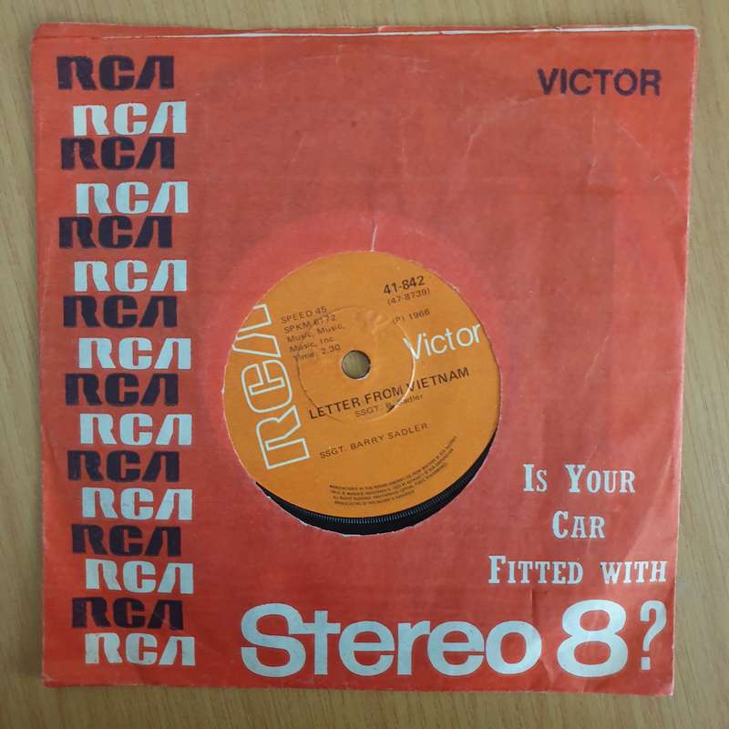 SSgt. Barry Sadler  The Ballad Of The Green Berets - 7" Vinyl Record  (VG) (DLB)