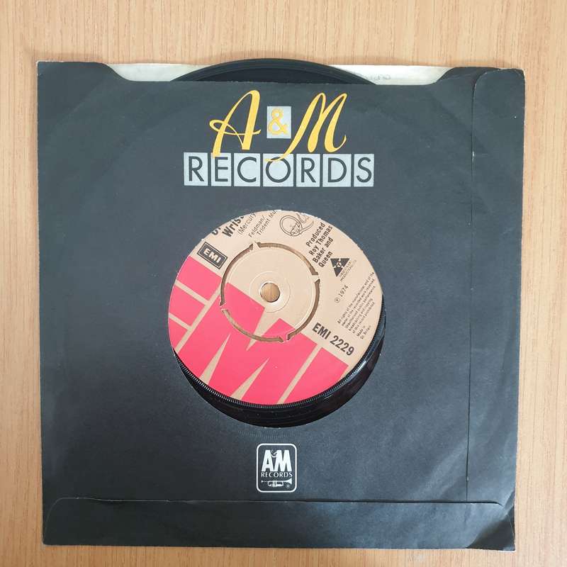Queen  Killer Queen / Flick Of The Wrist - 7" Vinyl Record  (VG+) (DLB)