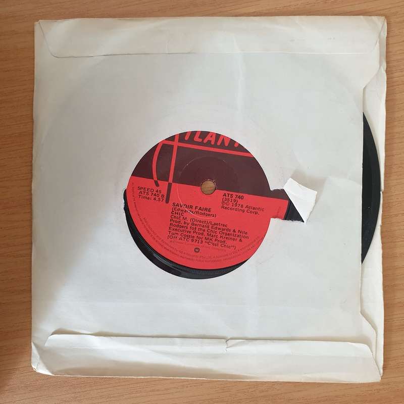 Chic  Le Freak / Savoir Faire - 7" Vinyl Record  (VG+) (DLB)