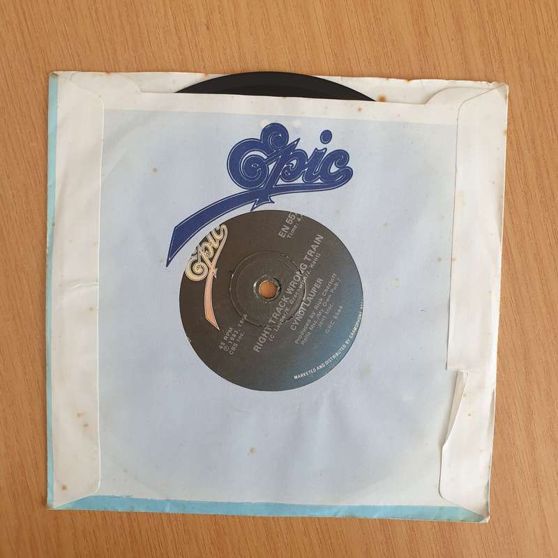 Cyndi Lauper  Girls Just Want To Have Fun - 7" Vinyl Record  (VG+) (DLB)