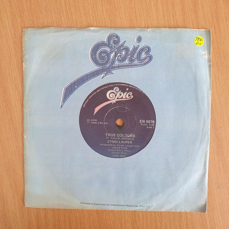 Cyndi Lauper  True Colors - 7" Vinyl Record  (VG+) (DLB)