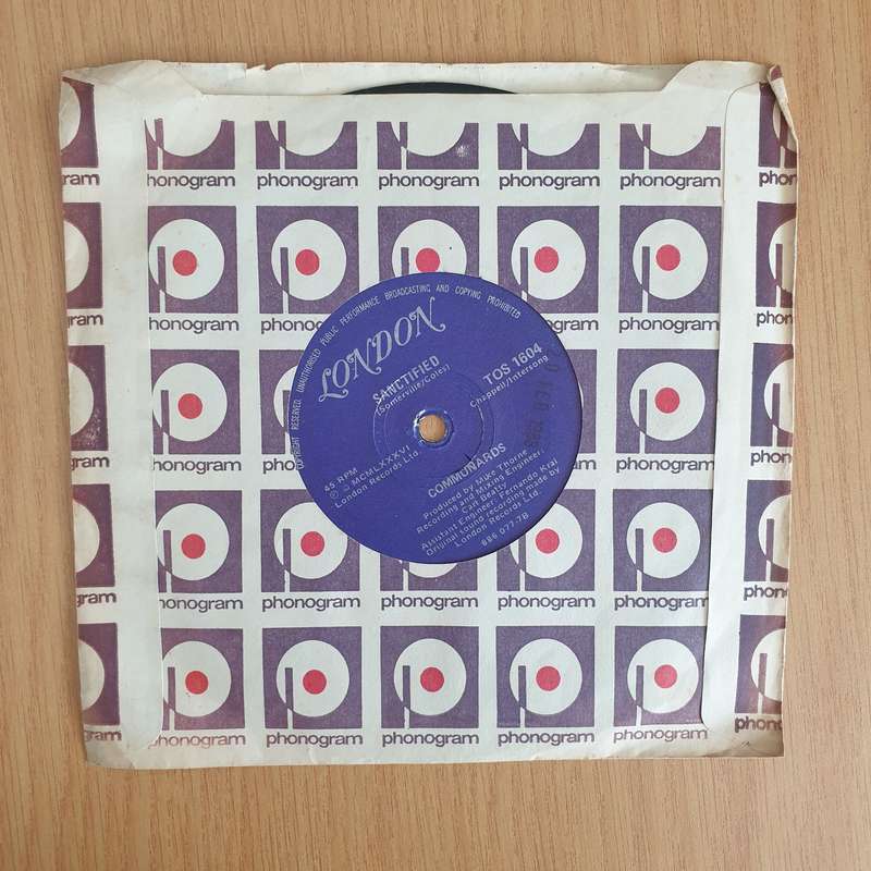 Communards  Don't Leave Me This Way - 7" Vinyl Record  (VG+) (DLB)