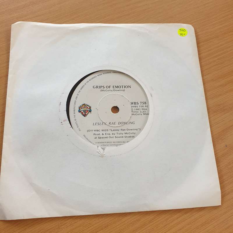 Lesley Rae Dowling  Grips of Emotion - Vinyl 7" Record  (VG+)