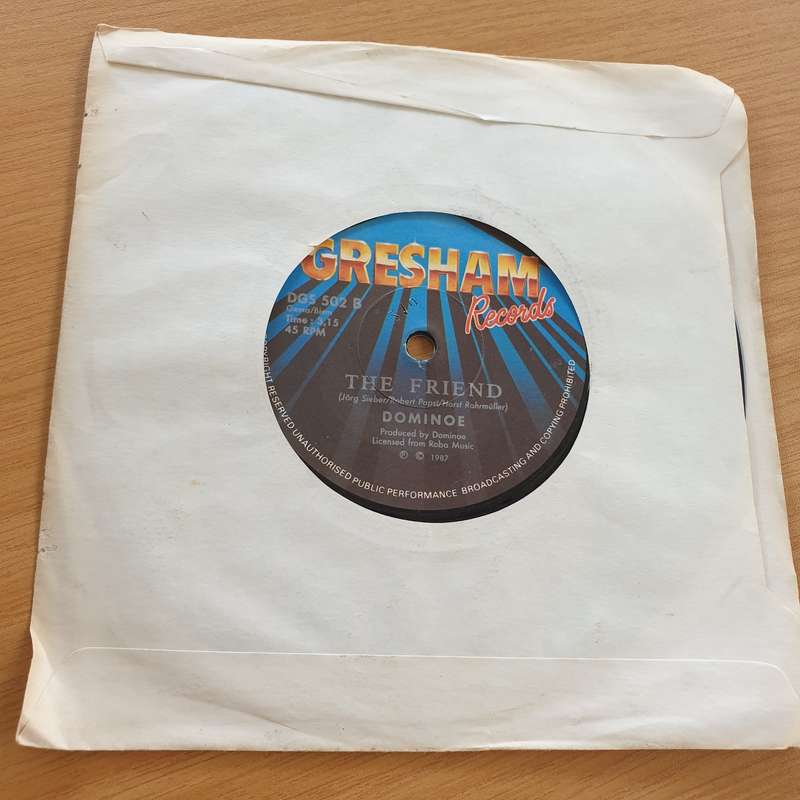 Dominoe  Here I Am - Vinyl 7" Record  (VG+)