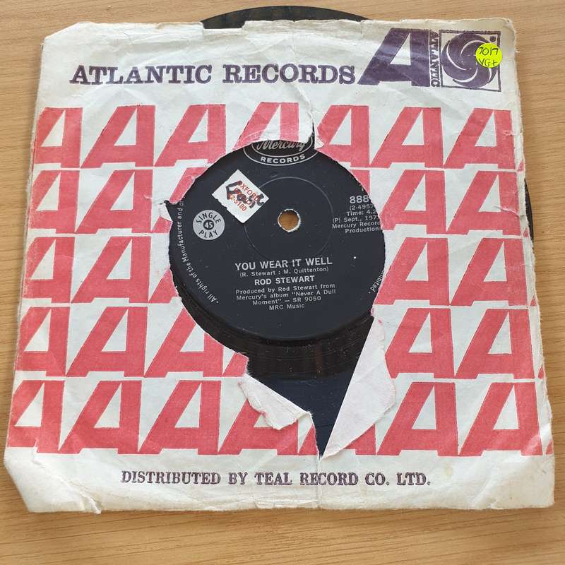 Rod Stewart  You Wear It Well - Vinyl 7" Record  (VG+)