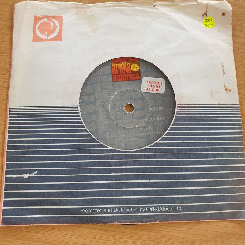 Mary MacGregor  Torn Between Two Lovers  - Vinyl 7" Record  (VG+)