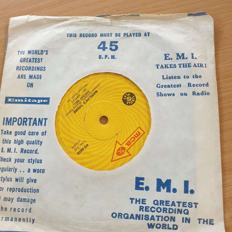 Vincent Bell  Airport Love Theme  - Vinyl 7" Record  (VG+)
