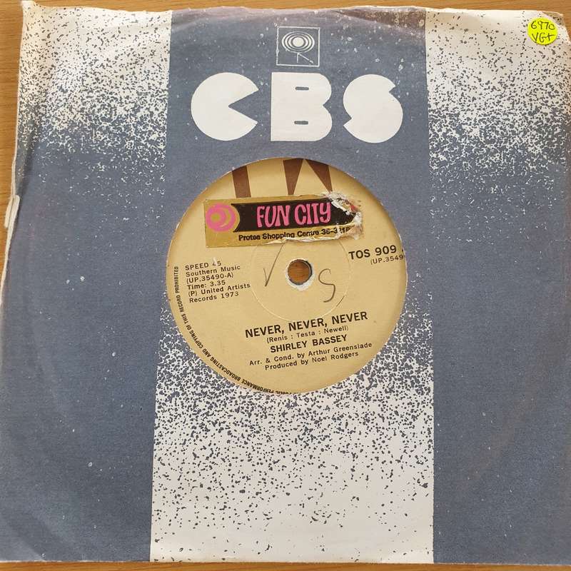 Shirley Bassey  Never, Never, Never - Vinyl 7" Record  (VG+)