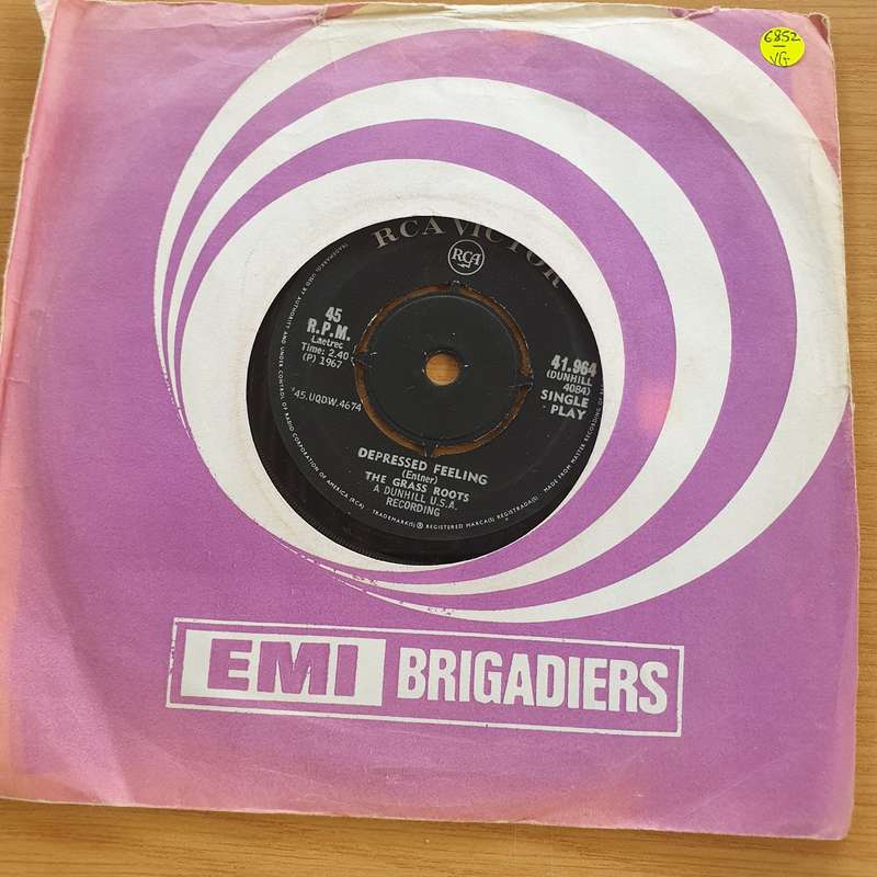 The Grass Roots  Let's Live For Today / Depressed Feeling   - Vinyl 7" Record  (VG-)