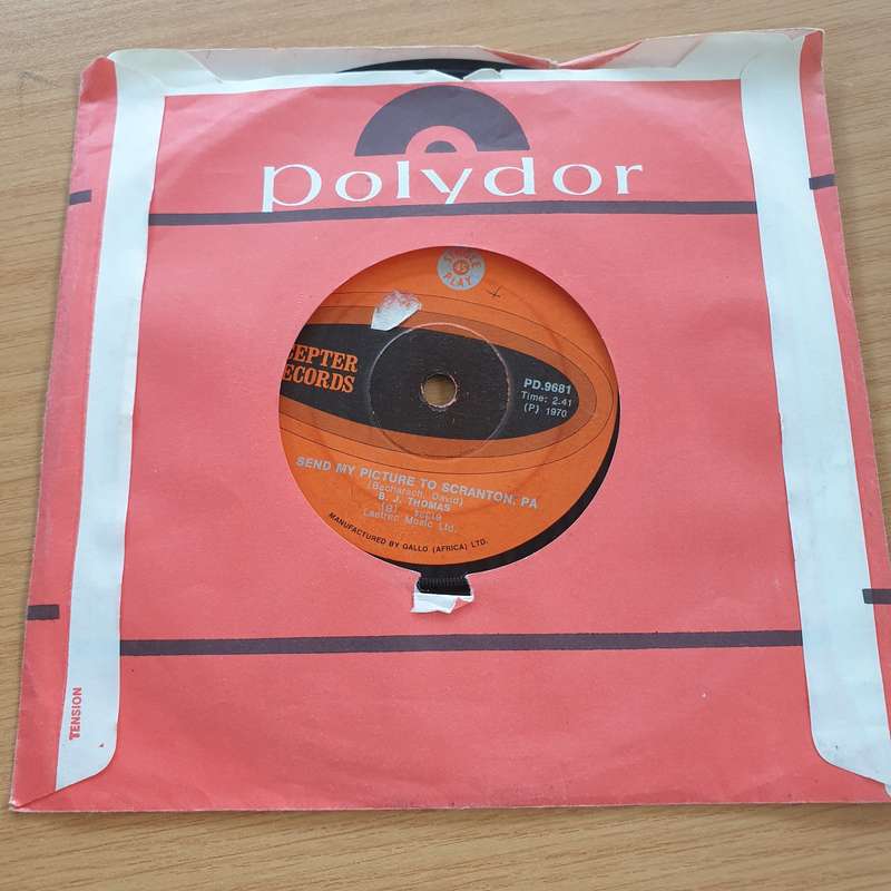 B.J. Thomas  I Just Can't Help Believing - Vinyl 7" Record  (VG)