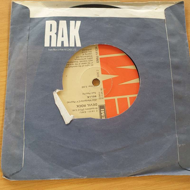 Belle  Black Is Black - Vinyl 7" Record (VG+)