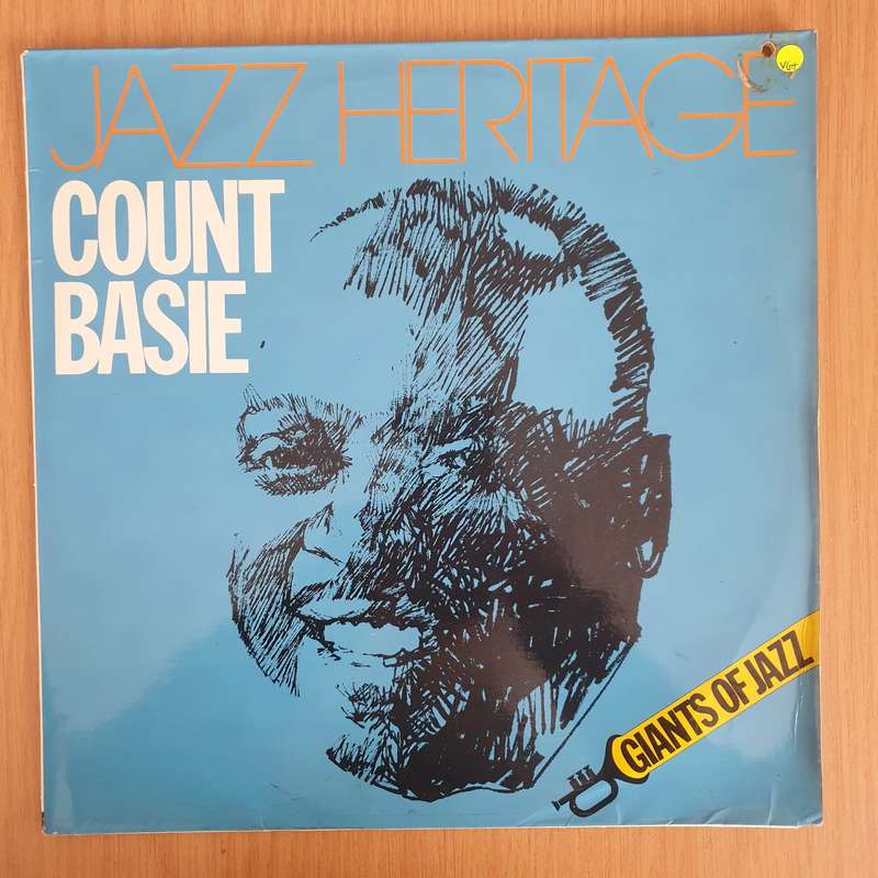 Count Basie  Giants Of Jazz - Jazz Heritage  Vinyl LP Record - Very-Good+ Quality (VG+) (ve...