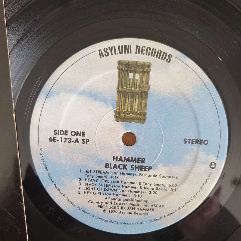 Hammer  Black Sheep  Vinyl LP Record - Very-Good+ Quality (VG+) (verygoodplus)