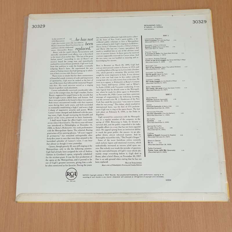 Beniamino Gigli  8 Arias - 8 Songs  Vinyl LP Record - Very-Good+ Quality (VG+) (verygoodplus)