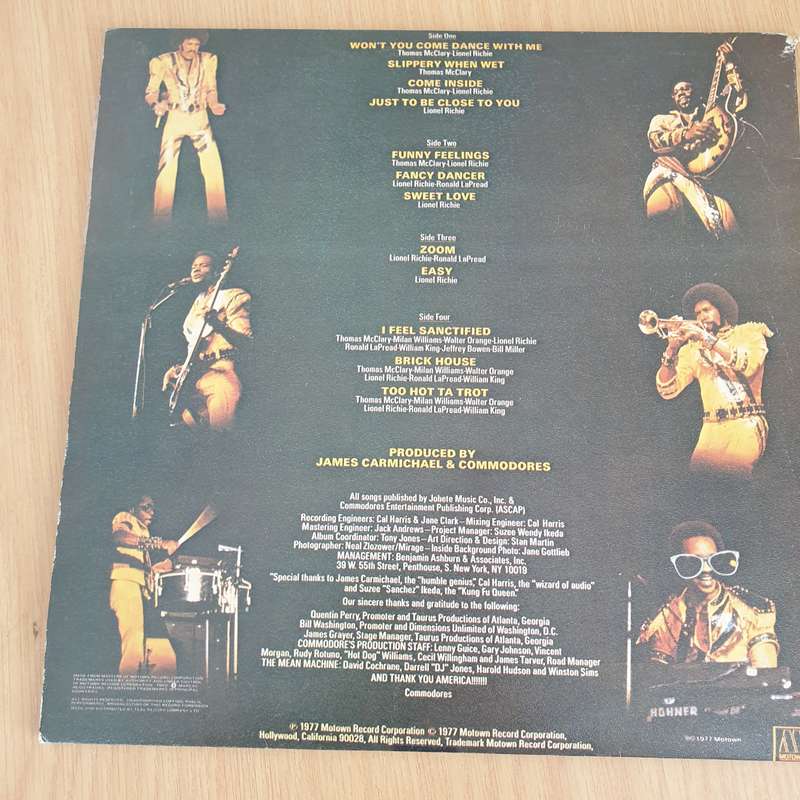 Commodores  Live!   Double Vinyl LP Record - Very-Good+ Quality (VG+) (verygoodplus)