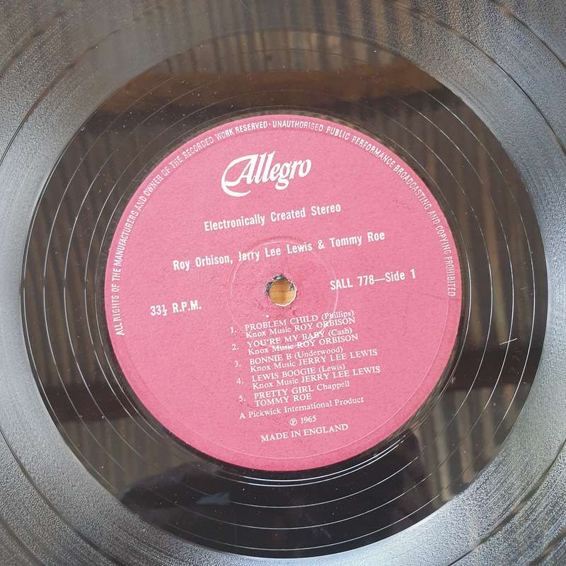 Roy Orbison, Jerry Lee Lewis, Tommy Roe  Roy Orbison Sings -  Vinyl LP Record  (VG+)
