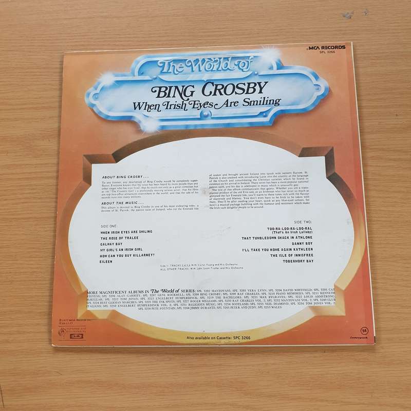 Bing Crosby - The World of Bing Crosby   Vinyl LP Record (VG+)