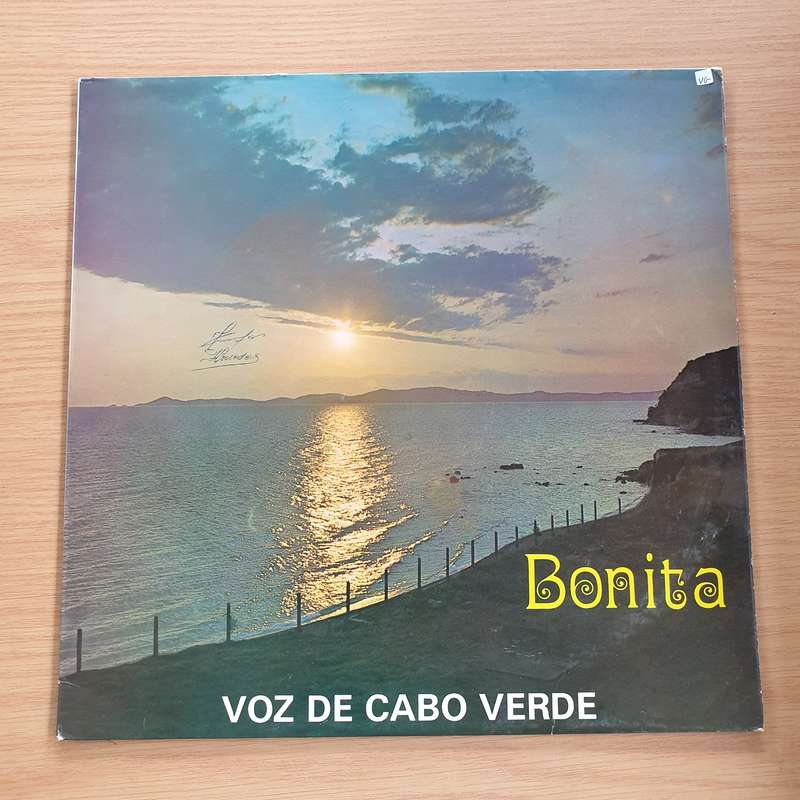 Voz De Cabo Verde  Bonita - Vinyl LP Record  (VG+)