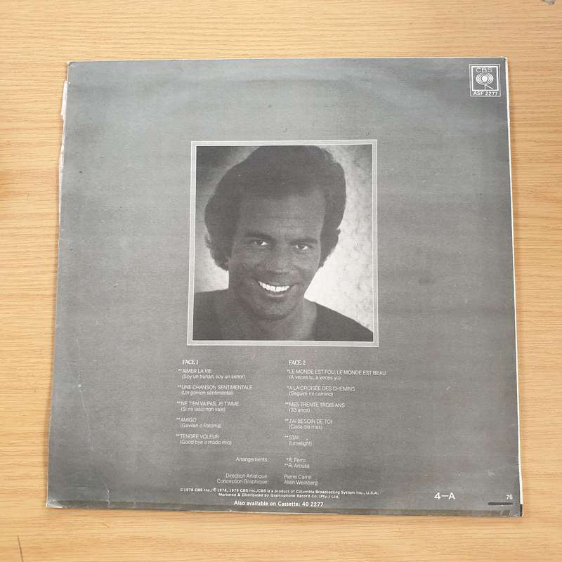 Julio Iglesias  Aimer La Vie  - Vinyl LP Record  (VG+)
