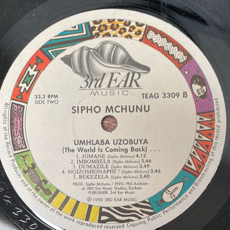 Sipho Mchunu   Umhlaba Uzobuya ( The World Is Coming Back) -  Vinyl LP Record -  Very-Good+...