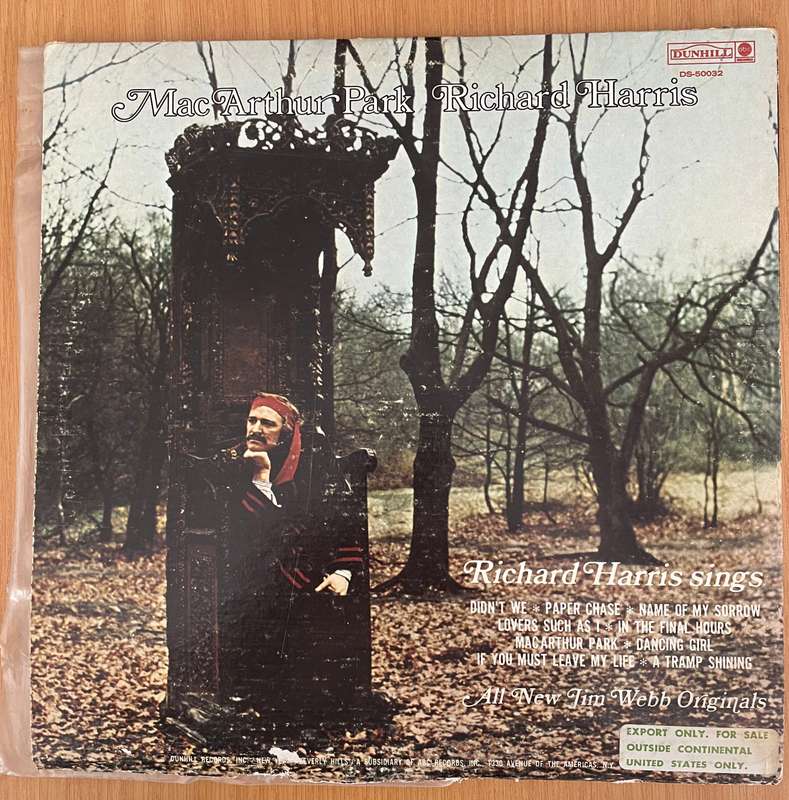 Richard Harris - A Tramp Shining (Dunhill) - Vinyl LP Record - Very-Good Quality (VG)