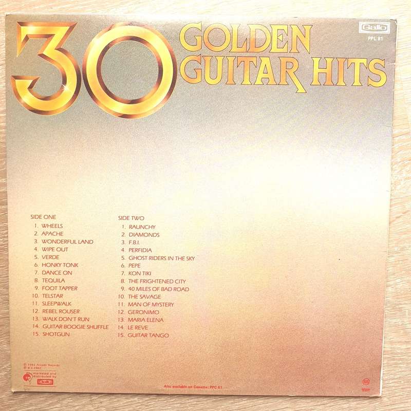 30 Golden Guitar Hits  - Vinyl LP Record - Very-Good- Quality (VG-) (verygoodminus)