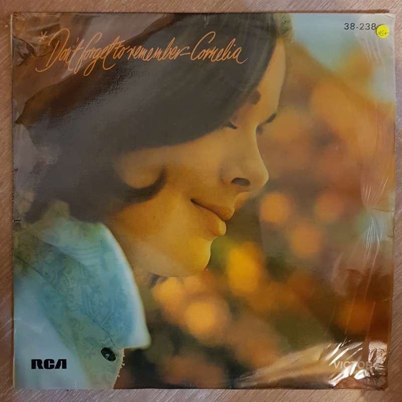 Cornelia - Don't forget to Remember -  Vinyl LP Record - Very-Good+ Quality (VG+)