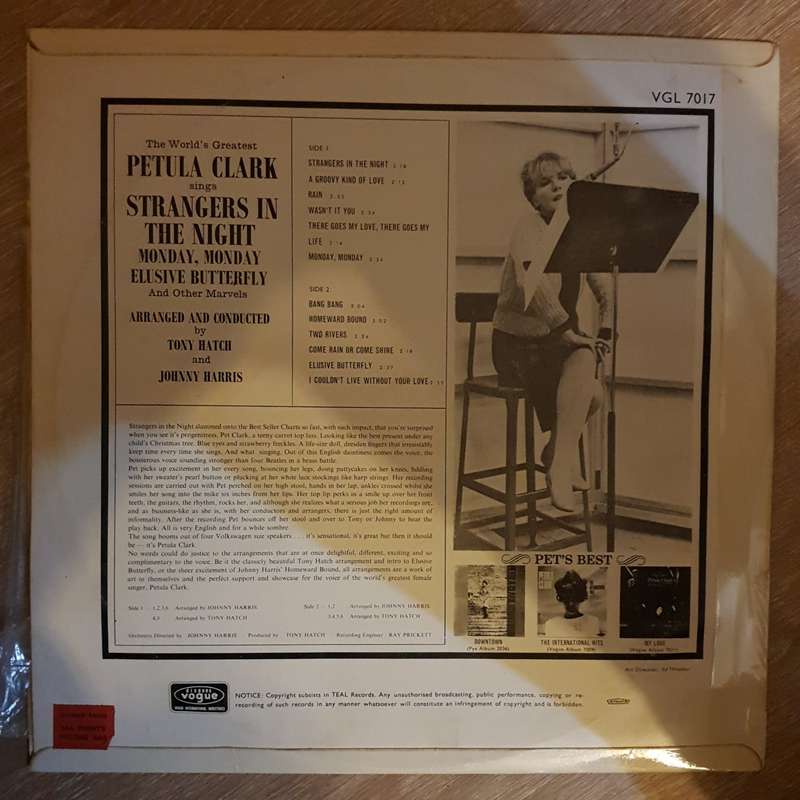 Pet Clark- Strangers In The Night - Vinyl LP Record - Opened  - Very-Good Quality (VG)