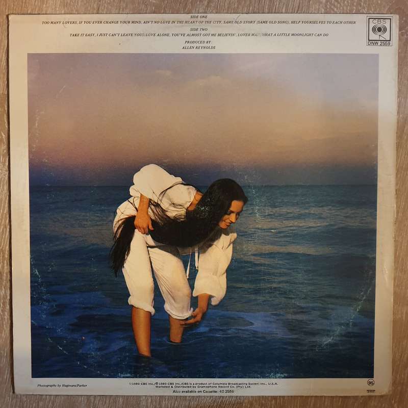 Crystal Gayle  Crystal - Vinyl LP Record - Opened  - Very-Good+ Quality (VG+)